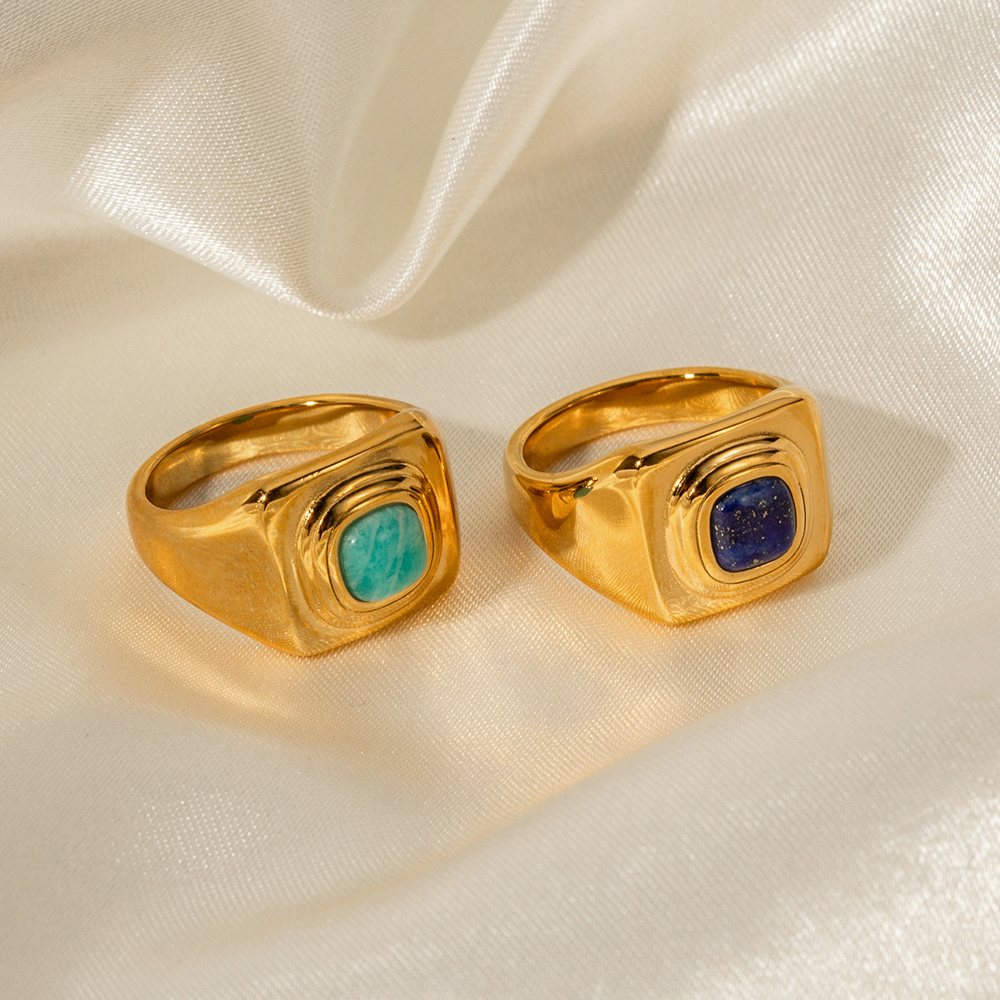 Luxurious Square Stainless Steel Plating Inlay Artificial Gemstones  Copper Plated Rings