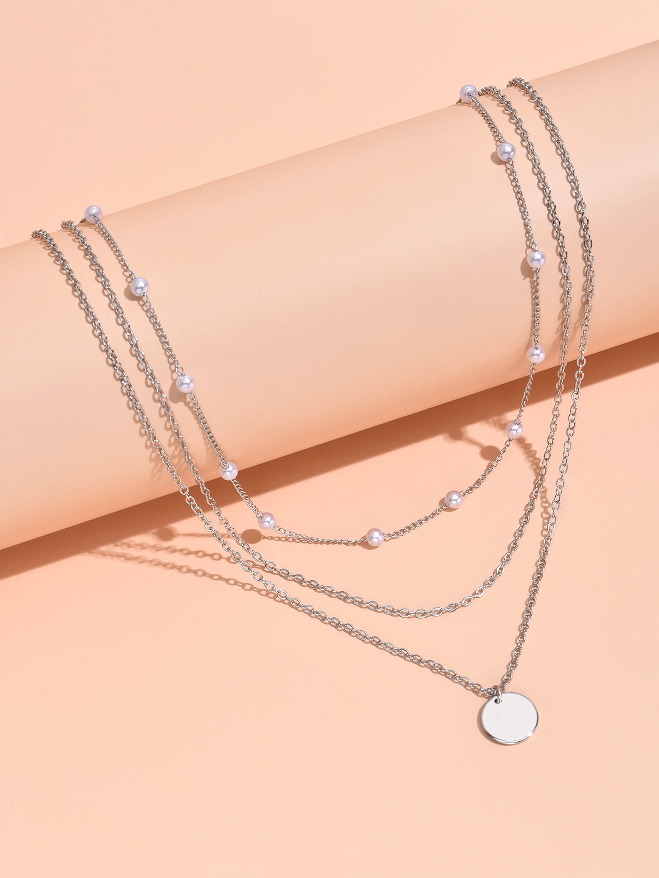 2pcs Faux Pearl Decor Round Charm Necklace
